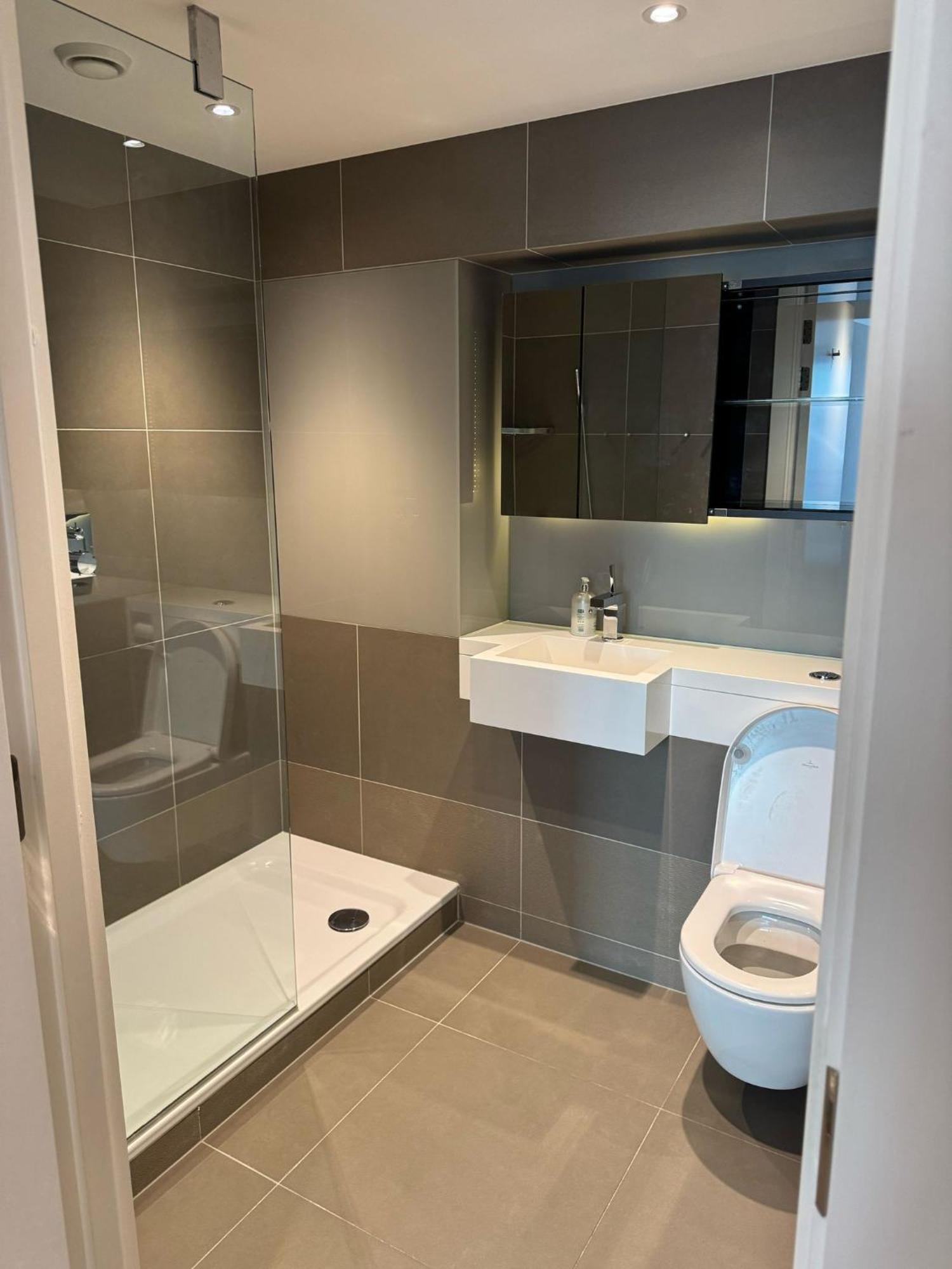 Апартаменты 2 Bed Flat Big Ben View Лондон Экстерьер фото