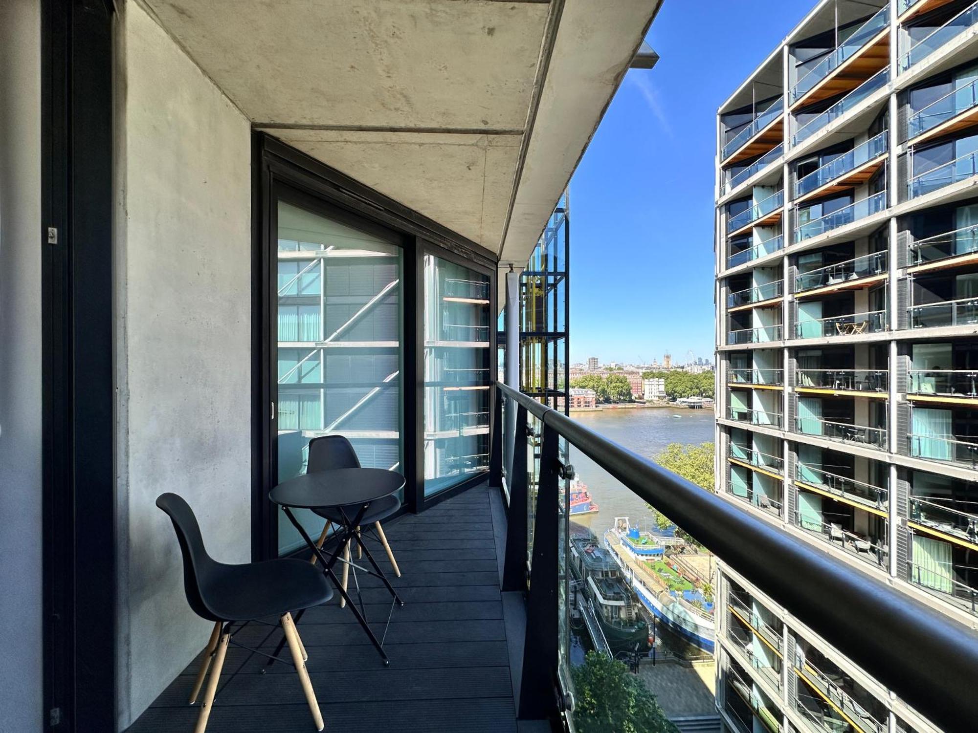 Апартаменты 2 Bed Flat Big Ben View Лондон Экстерьер фото