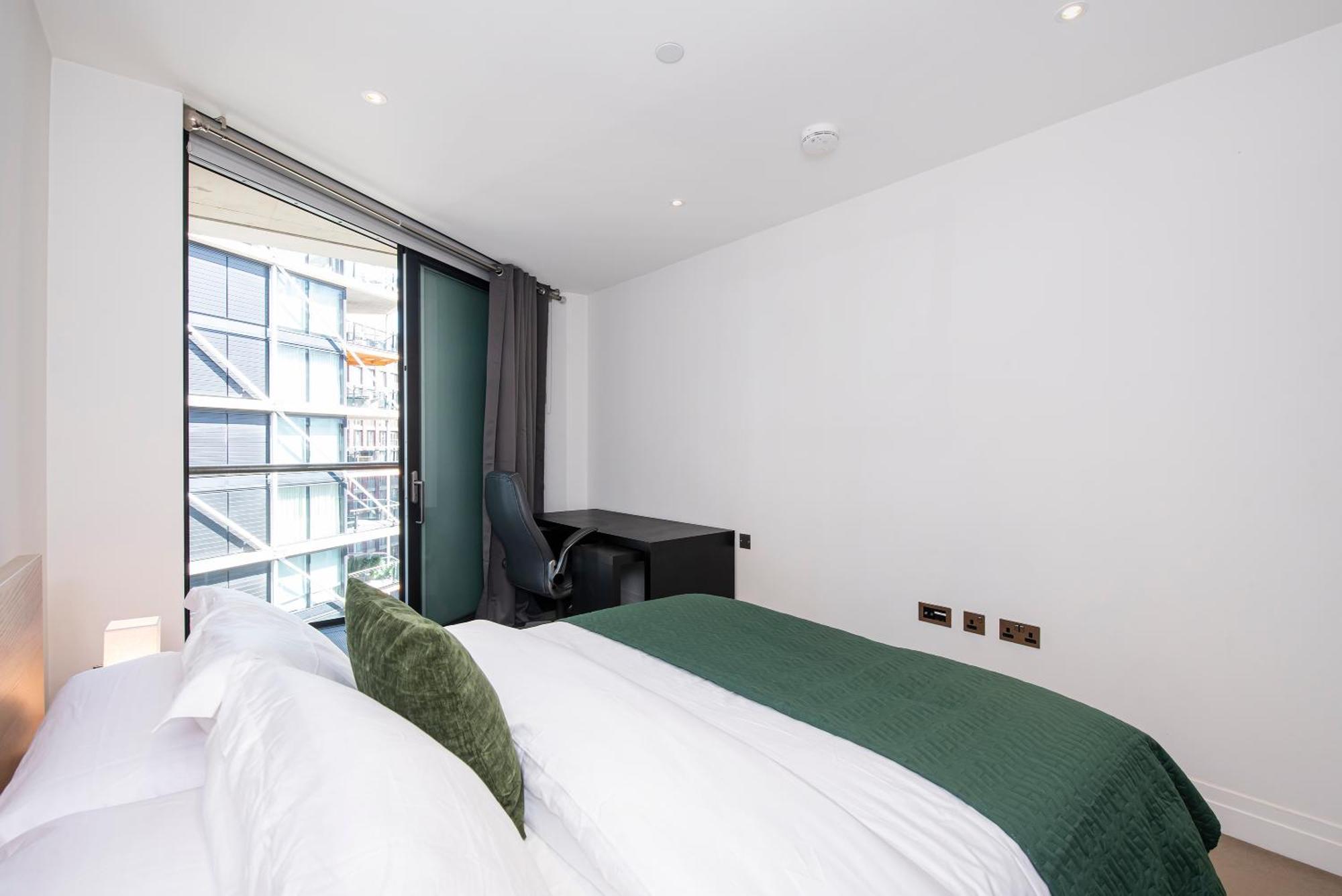 Апартаменты 2 Bed Flat Big Ben View Лондон Экстерьер фото
