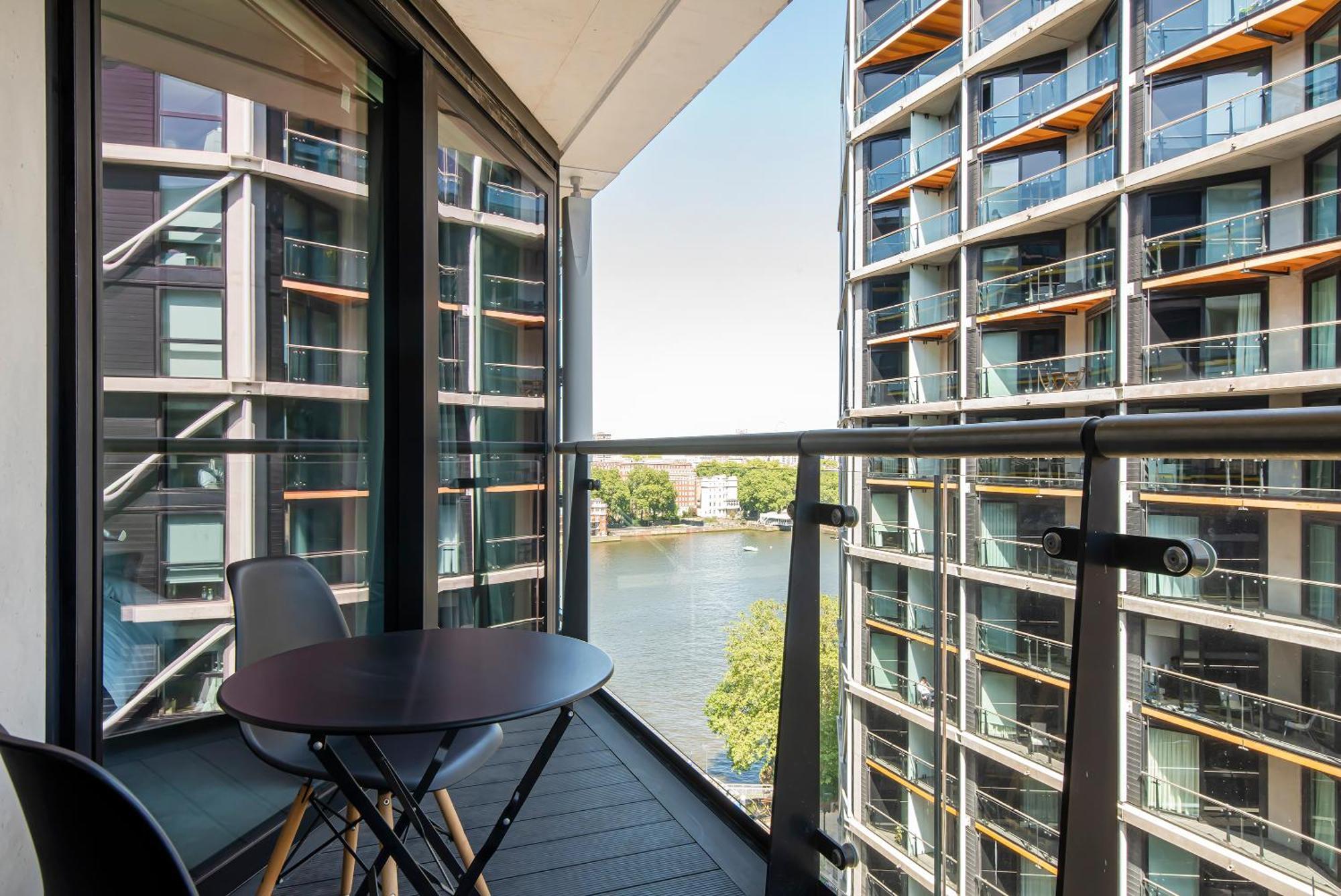 Апартаменты 2 Bed Flat Big Ben View Лондон Экстерьер фото